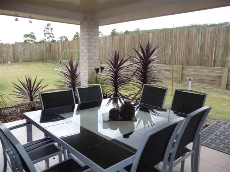 18 Whitman Street, Westbrook QLD 4350