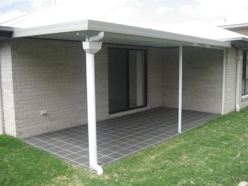 51 Sunset Drive, Glenvale QLD 4350