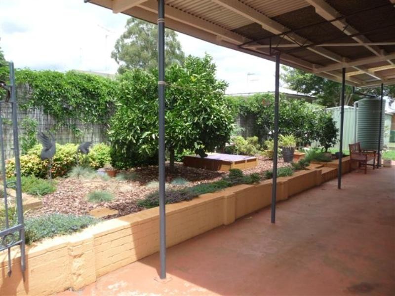2 Aland Street, South Toowoomba QLD 4350