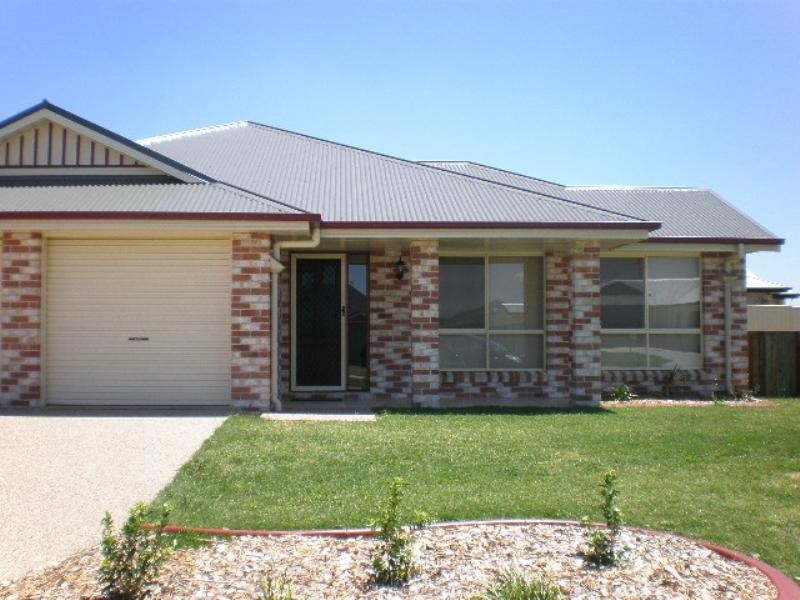 15 Wellington Street, Wyreema QLD 4352