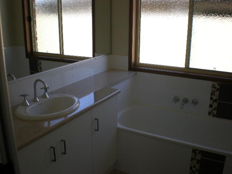 15 Wellington Street, Wyreema QLD 4352