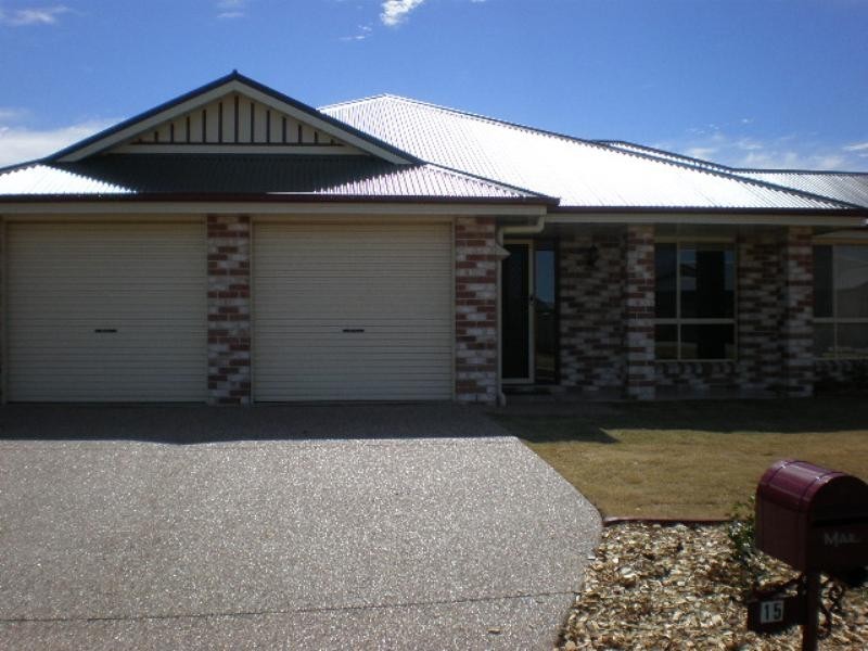 15 Wellington Street, Wyreema QLD 4352