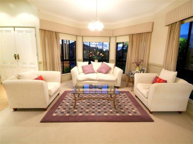 16 Glen Eagles Drive, Middle Ridge QLD 4350