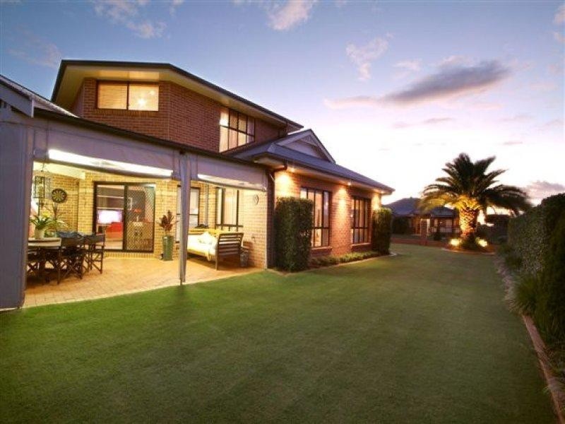 16 Glen Eagles Drive, Middle Ridge QLD 4350