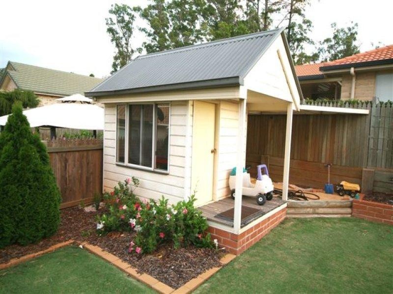 16 Glen Eagles Drive, Middle Ridge QLD 4350