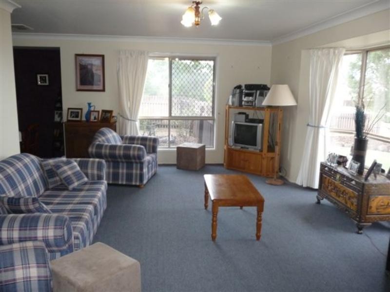 13 Bunkers Hill School Road, Westbrook QLD 4350