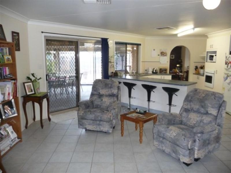 13 Bunkers Hill School Road, Westbrook QLD 4350