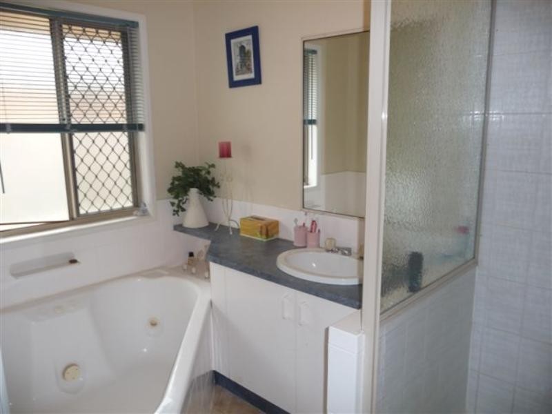 13 Bunkers Hill School Road, Westbrook QLD 4350