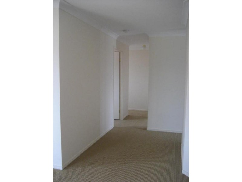 7 Barton Street, Middle Ridge QLD 4350