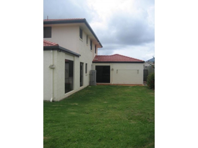 7 Barton Street, Middle Ridge QLD 4350