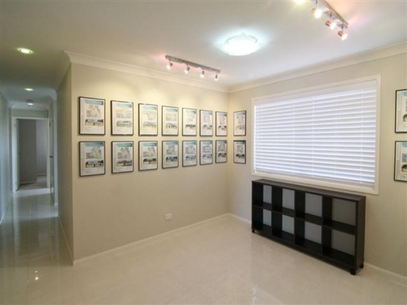 92 Spring Street, Middle Ridge QLD 4350