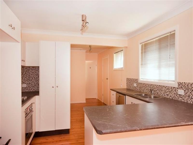 79 Knockator Crescent, Centenary Heights QLD 4350