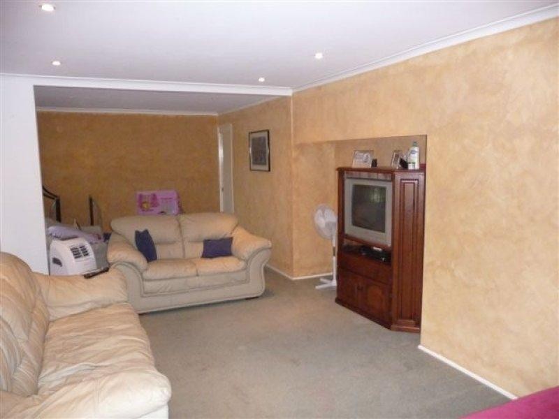 26 Main Street, Meringandan QLD 4352