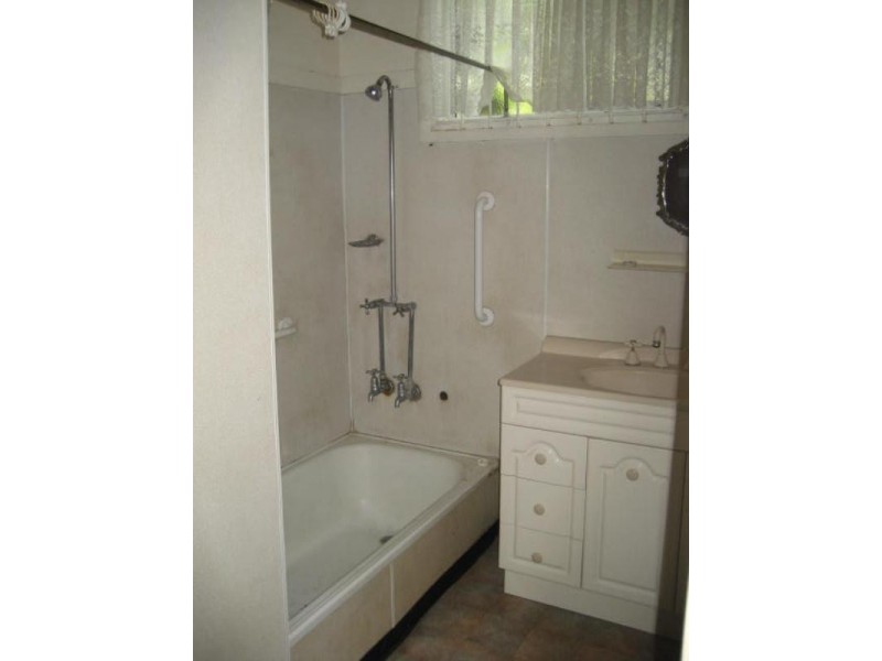 11 Murphy Street, Rangeville QLD 4350