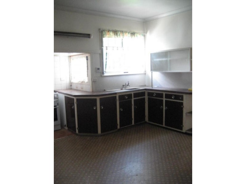 11 Murphy Street, Rangeville QLD 4350