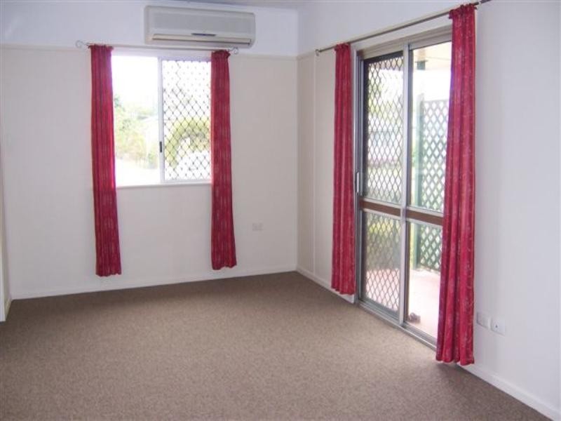 30 Buckland Street, Harristown QLD 4350