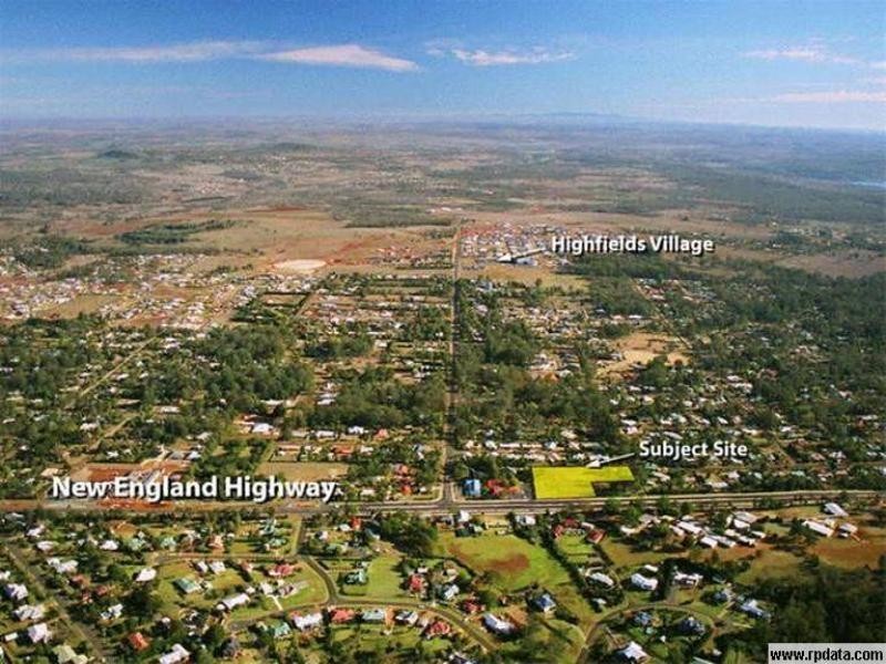 10492 New England Highway, Highfields QLD 4352