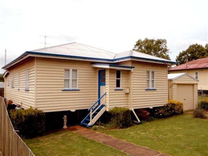 10 Dodd Street, Newtown QLD 4305