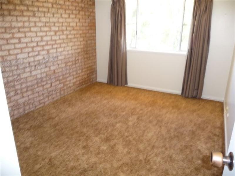 2/88 Anzac Avenue, Newtown QLD 4350