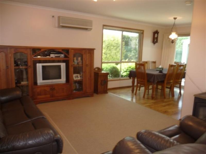 11 Crockers Road, Westbrook QLD 4350