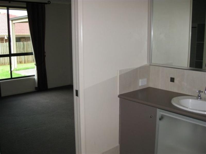 157 Rowbotham Street, Rangeville QLD 4350