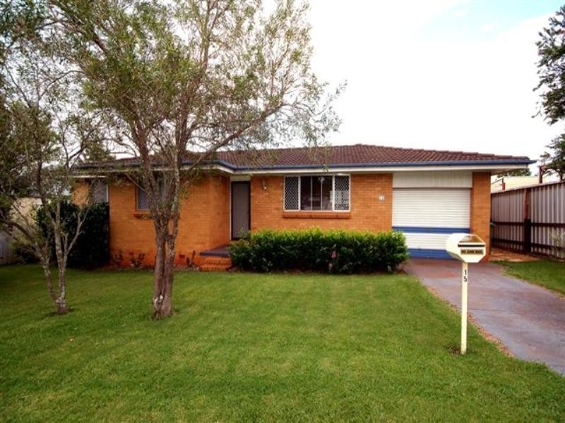 15 Belgium Street, South Toowoomba QLD 4350