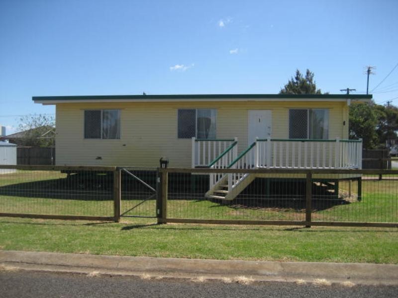 1 Bennett Street, Wilsonton QLD 4350