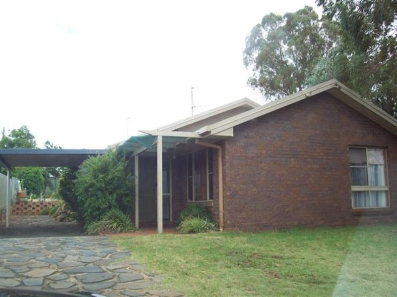 41 Broadfoot Street, Kearneys Spring QLD 4350