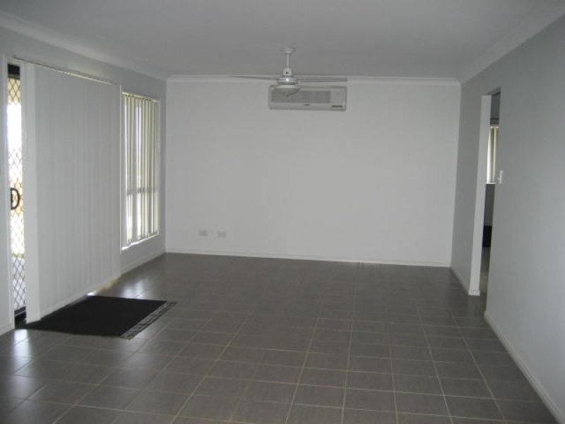 29 Highgroves Road, Highfields QLD 4352