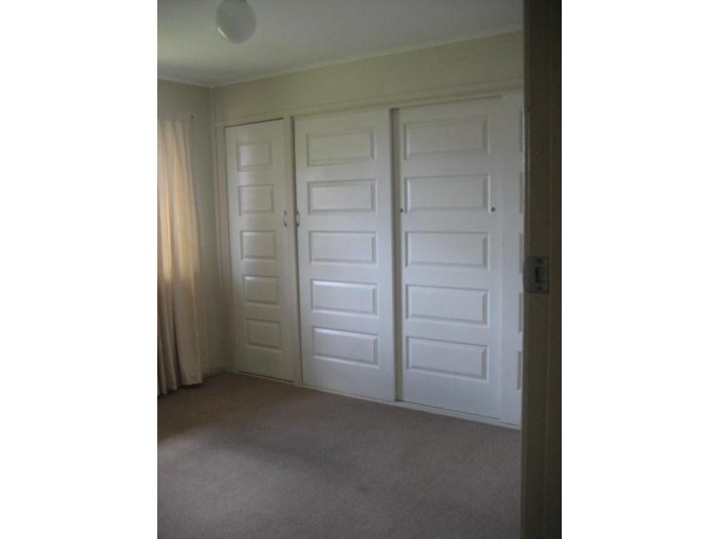 18 Cossart Street, Centenary Heights QLD 4350