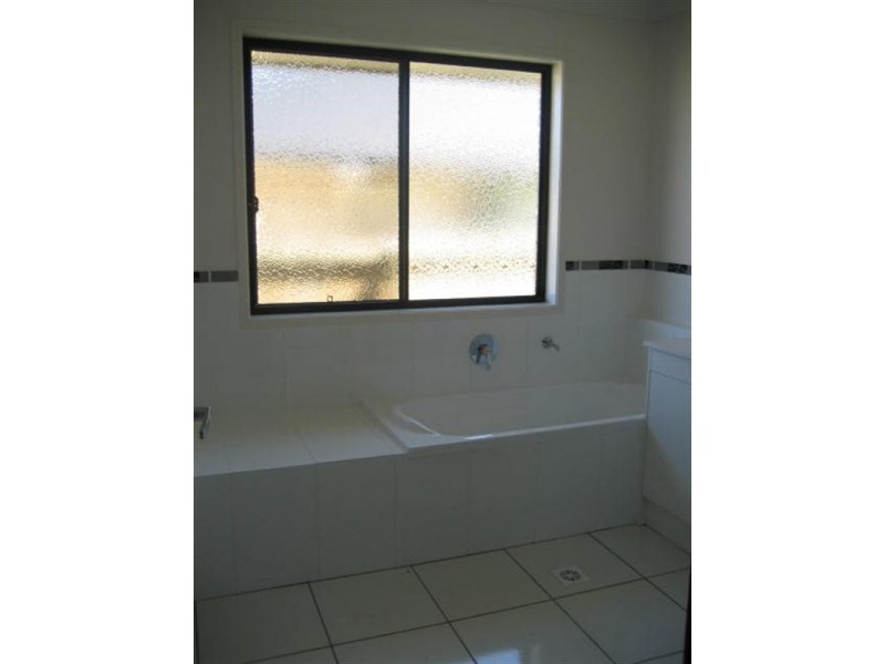 22 Bellara Drive, Harristown QLD 4350