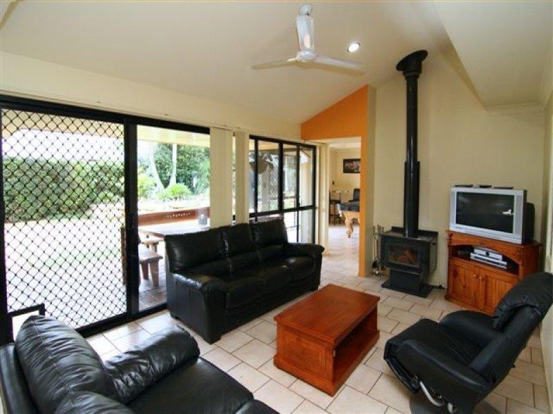 6 Lillypilly Court, Middle Ridge QLD 4350