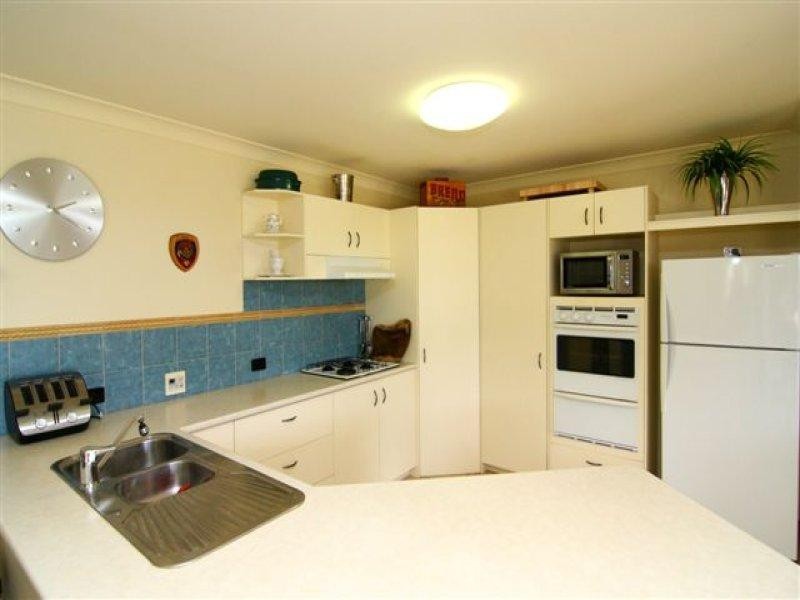 6 Lillypilly Court, Middle Ridge QLD 4350