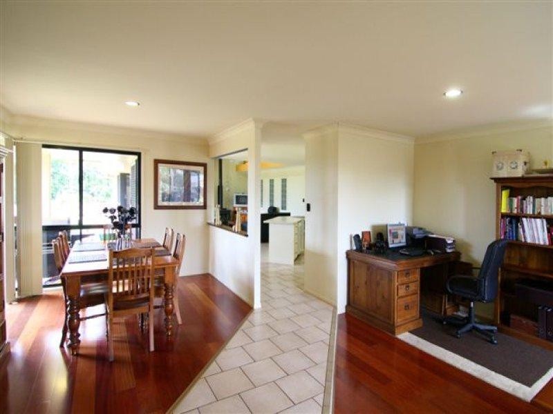 6 Lillypilly Court, Middle Ridge QLD 4350