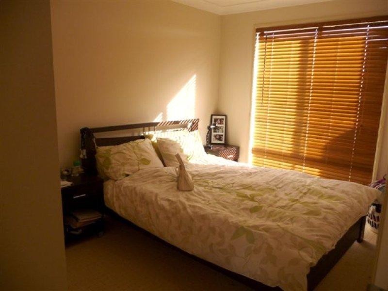 5 Samuel Court, Darling Heights QLD 4350