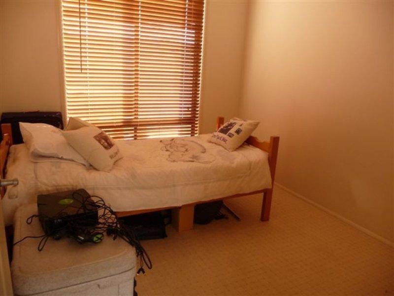 5 Samuel Court, Darling Heights QLD 4350