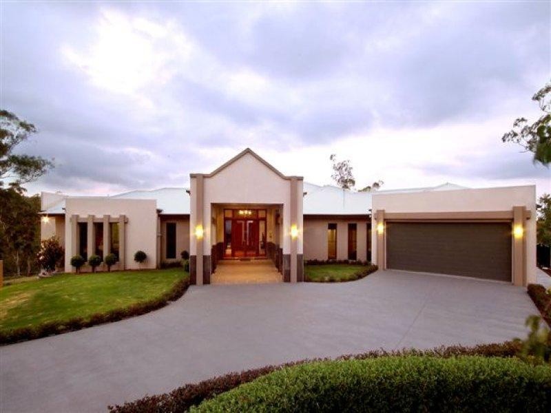 2 Mackenzie Street, Mount Lofty QLD 4350