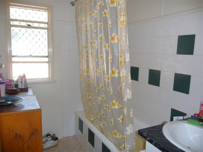 125 Stephen Street, Harristown QLD 4350