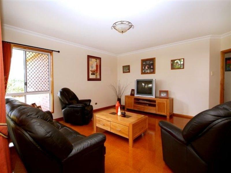 12 Spring Garden Court, Middle Ridge QLD 4350