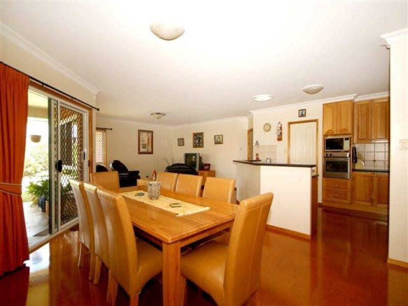 12 Spring Garden Court, Middle Ridge QLD 4350