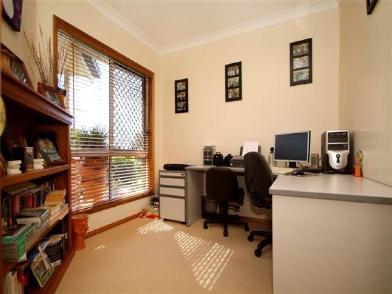 12 Spring Garden Court, Middle Ridge QLD 4350