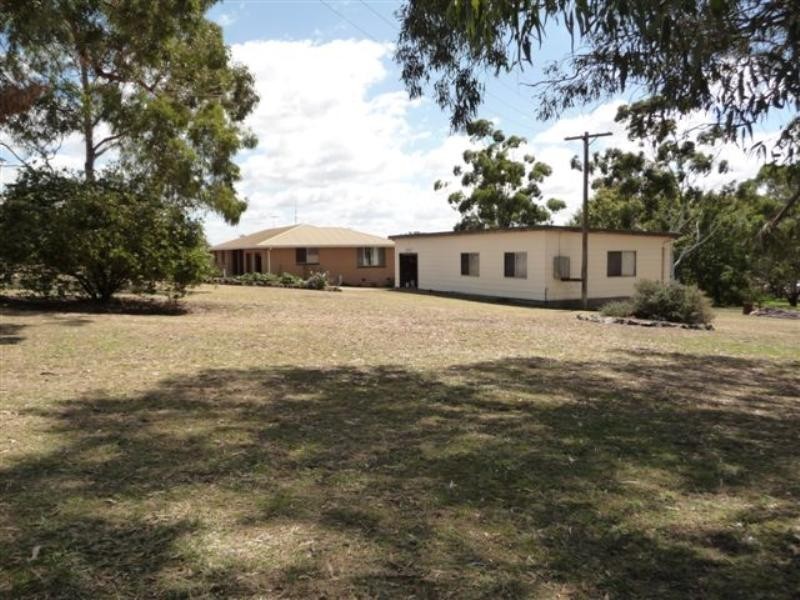 511 South Street, Harristown QLD 4350