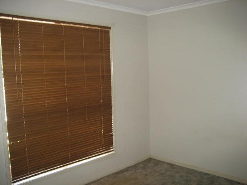 1 Hardy Court, Wilsonton QLD 4350