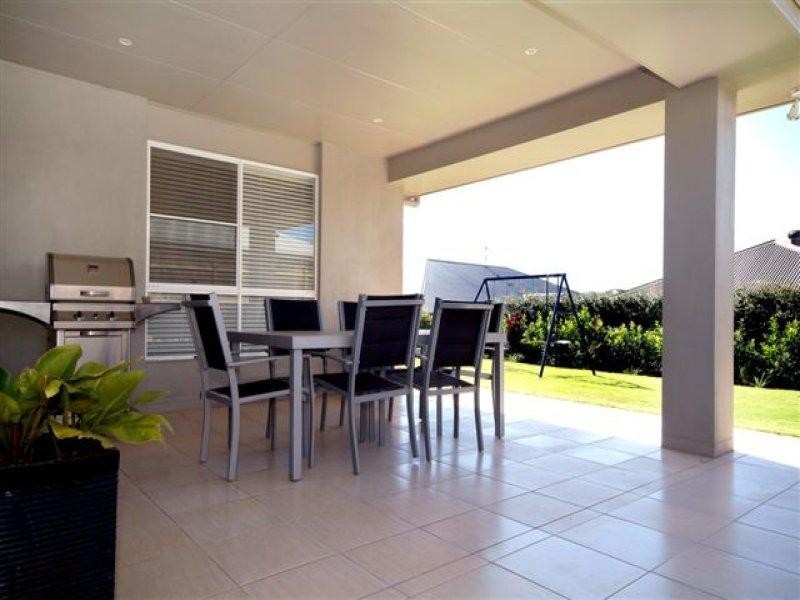 15 Rosella Street, Rangeville QLD 4350