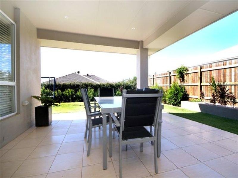 15 Rosella Street, Rangeville QLD 4350