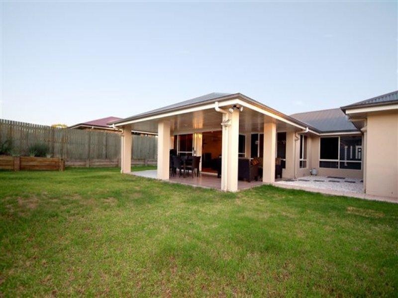 6 Jacaranda Court, Westbrook QLD 4350