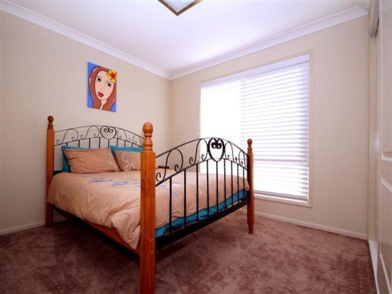 6 Jacaranda Court, Westbrook QLD 4350