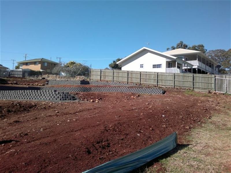 4 Samuel Court, Darling Heights QLD 4350