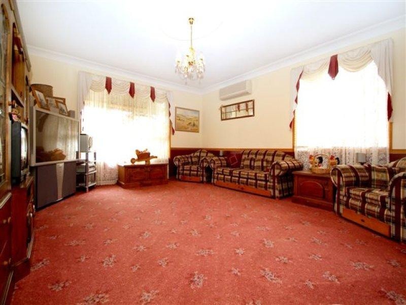 286 Hayden Street, Mount Rascal QLD 4350