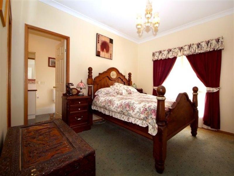 286 Hayden Street, Mount Rascal QLD 4350